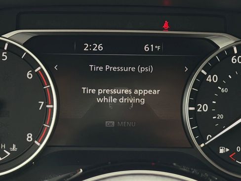 Used 2021 Nissan Rogue SL w/ Premium Package image 21