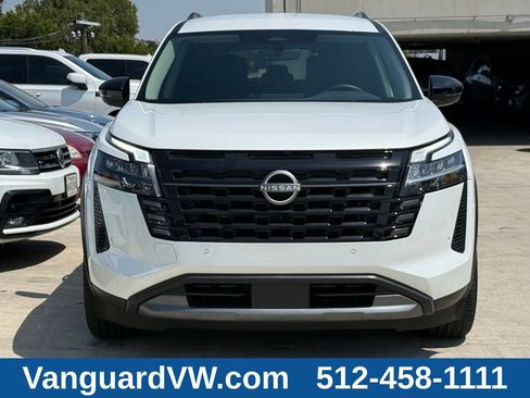 Used 2026 Nissan Pathfinder SL FWD image 4