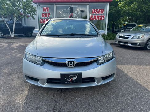 Used 2009 Honda Civic LX image 2