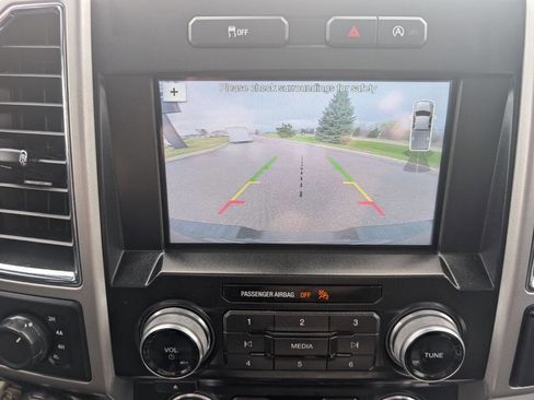 Used 2017 Ford F150 Lariat w/ Equipment Group 502A Luxury image 19