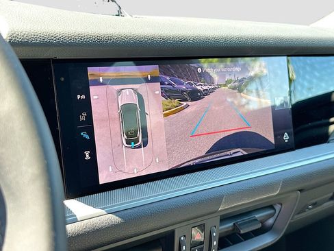 Certified 2026 Porsche Cayenne Coupe AWD/4WD image 17