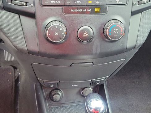 Used 2012 Hyundai Elantra SE image 27