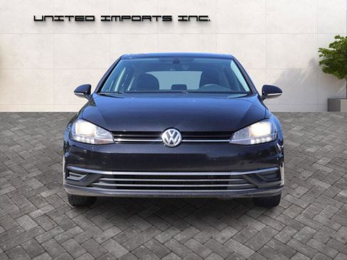 Used 2021 Volkswagen Golf 4-Door FWD image 2