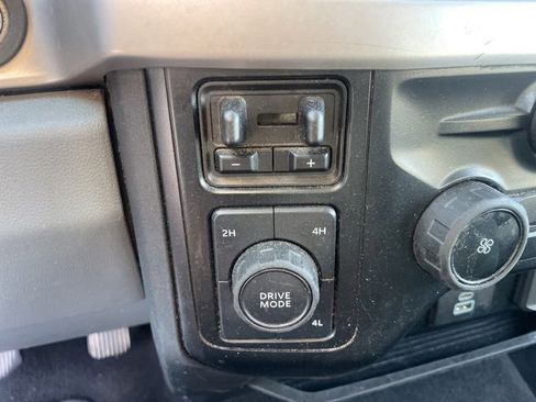 Used 2024 Ford F250 XLT image 24
