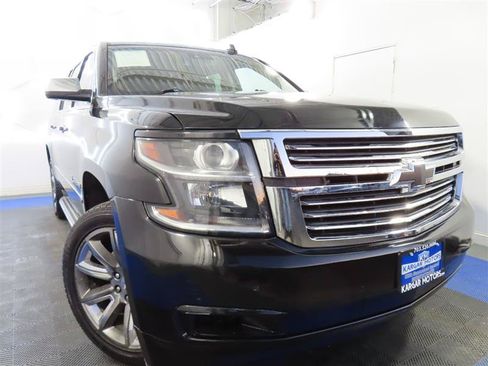 Used 2015 Chevrolet Suburban LTZ AWD/4WD image 3
