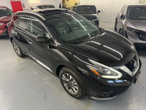 Used 2018 Nissan Murano SL w/ Moonroof Package image 15