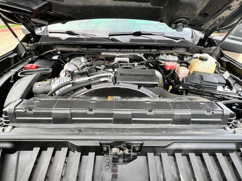 Used 2024 GMC Sierra 2500 AT4 w/ AT4 Premium Plus Package AWD/4WD image 25