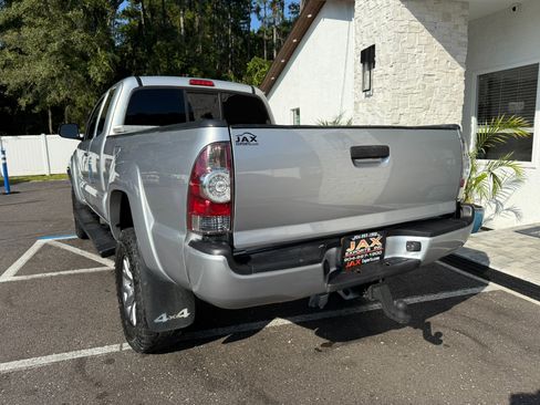 Used 2013 Toyota Tacoma 4x4 Access Cab V6 image 4