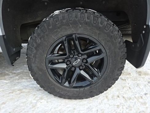 Used 2022 Chevrolet Silverado 1500 Custom Trail Boss w/ LPO, Dark Essentials Package image 66