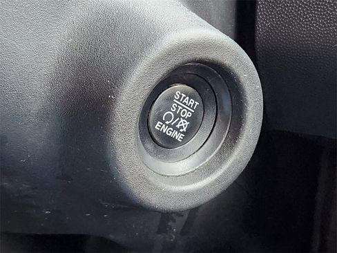 Used 2023 RAM ProMaster 2500 image 21