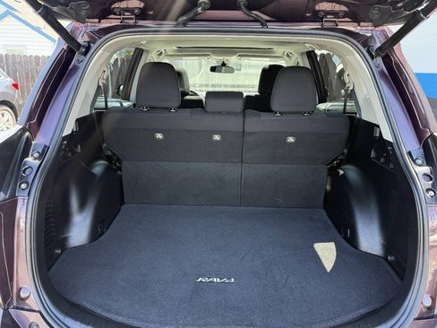 Used 2017 Toyota RAV4 XLE w/ Carpet Mat Package FWD image 16