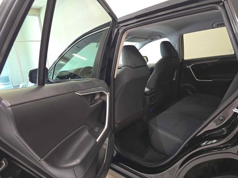 Certified 2023 Toyota RAV4 LE AWD/4WD image 23