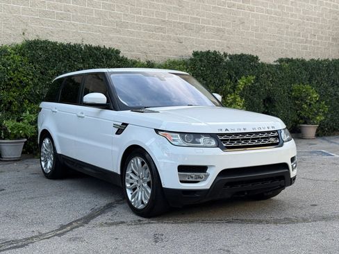 Used 2017 Land Rover Range Rover Sport HSE image 7