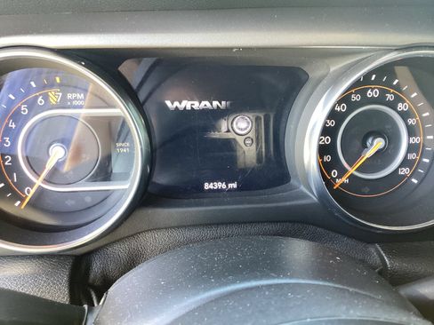Used 2020 Jeep Wrangler Unlimited Sport AWD/4WD image 7