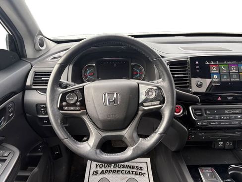 Used 2020 Honda Pilot Touring image 13