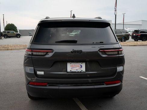 New 2025 Jeep Grand Cherokee L Limited AWD/4WD image 8