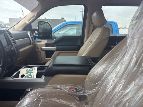 Used 2017 Ford F250 Lariat w/ Lariat Ultimate Package image 27