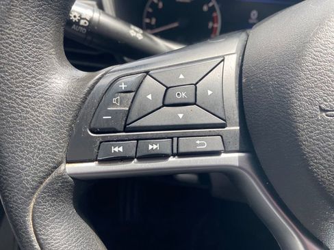 Used 2023 Nissan Altima 2.5 SV AWD/4WD image 8