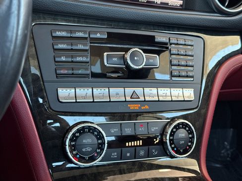 Used 2016 Mercedes-Benz SL 550 image 18