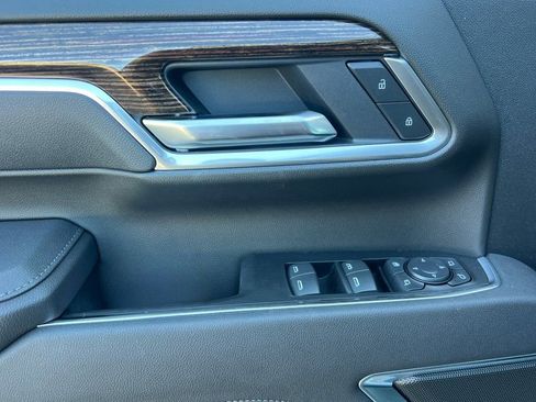 Certified 2026 GMC Sierra 2500 SLE w/ SLE Value Package; image 8