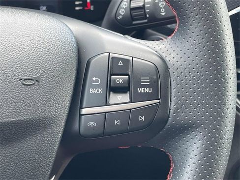 Used 2024 Ford Escape ST-Line image 12