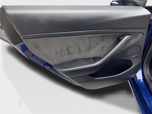 Used 2021 Tesla Model 3 Performance image 37