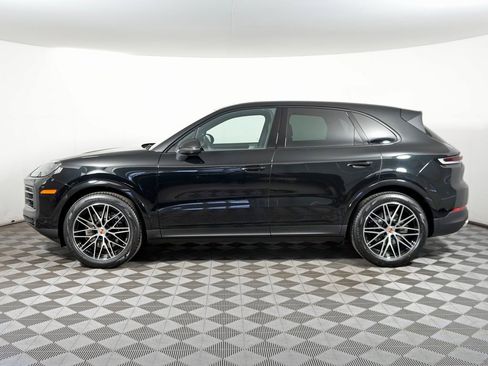 New 2026 Porsche Cayenne image 2