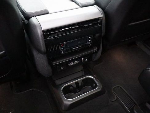 Used 2024 Jeep Wagoneer Series II w/ Convenience Group I image 43