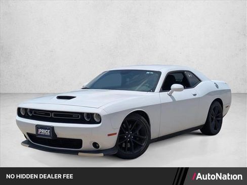 Used 2021 Dodge Challenger GT w/ Performance Handling Group RWD image 1