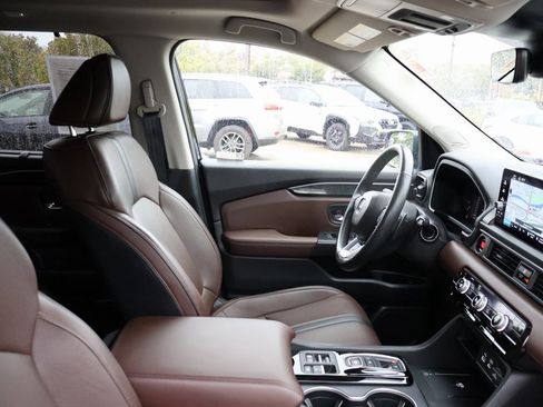 Certified 2023 Honda Pilot Elite image 8