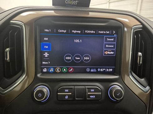 Used 2020 Chevrolet Silverado 2500 High Country image 13