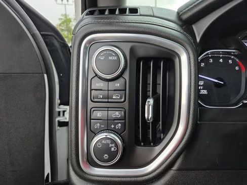 Used 2020 GMC Sierra 1500 Elevation w/ Elevation Value Package AWD/4WD image 25