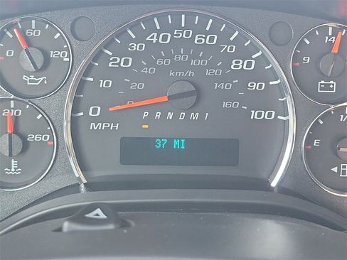 New 2025 Chevrolet Express 3500 Work Van w/ Power Convenience Package image 18