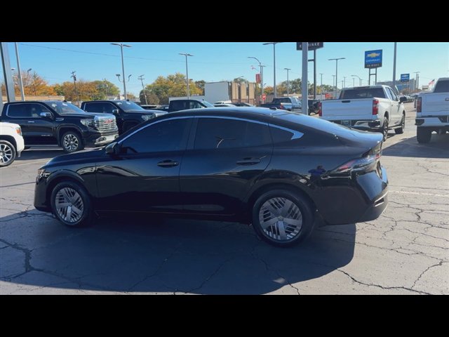 Used 2026 Nissan Sentra S w/ S Cold Weather Package FWD image 6