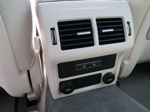 Used 2017 Jaguar XF Prestige image 45