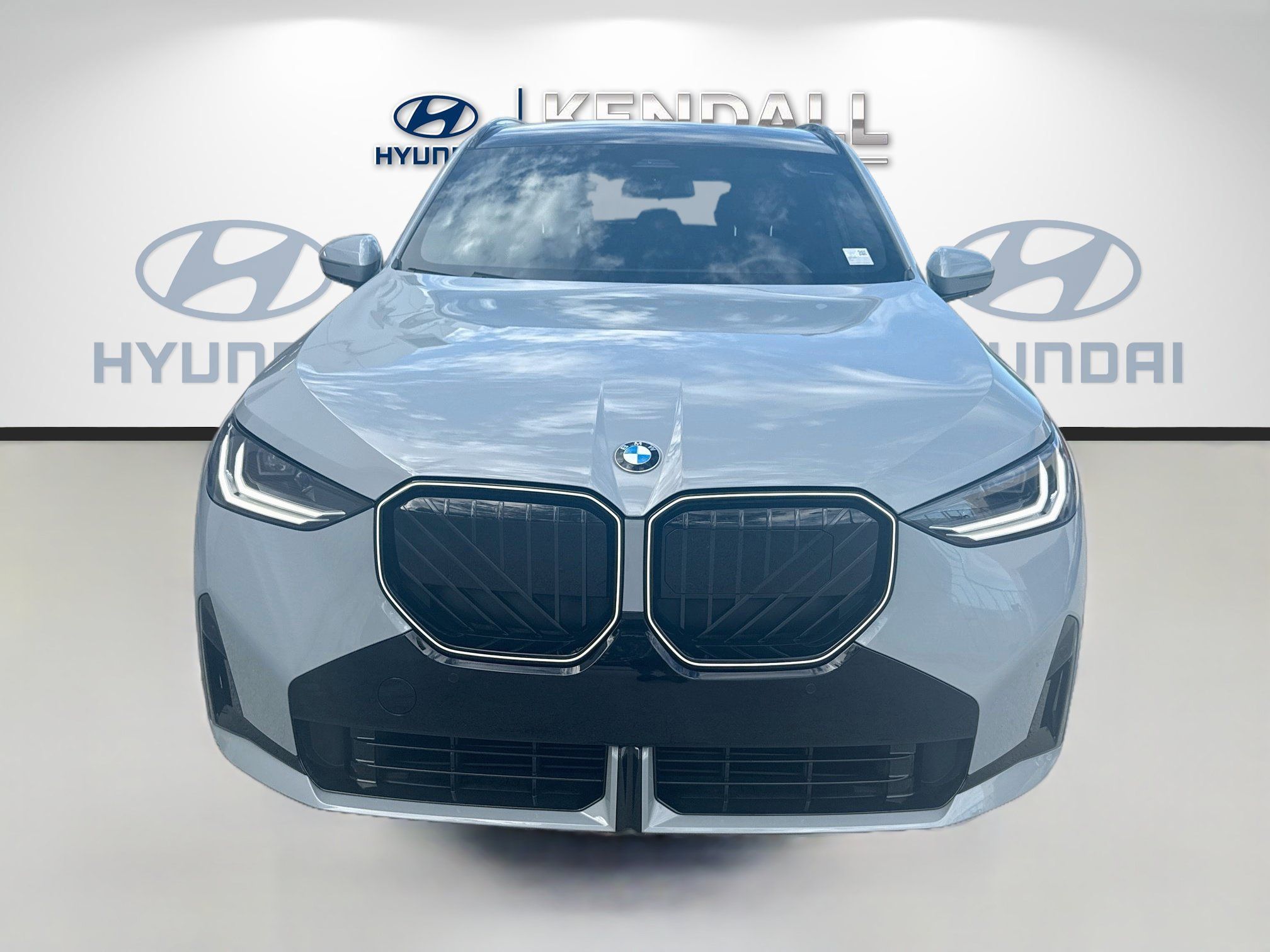 Used 2026 BMW X3 xDrive30i w/ M Sport Package AWD/4WD image 2