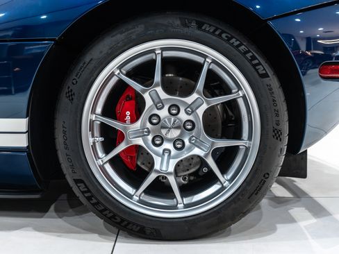 Used 2005 Ford GT image 53