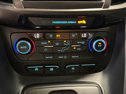 Used 2020 Ford Transit Connect XL FWD image 44
