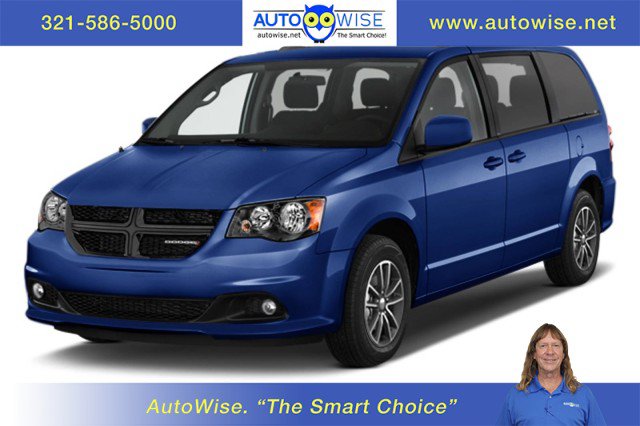 Used 2019 Dodge Grand Caravan SXT w/ Blacktop Package FWD image 1