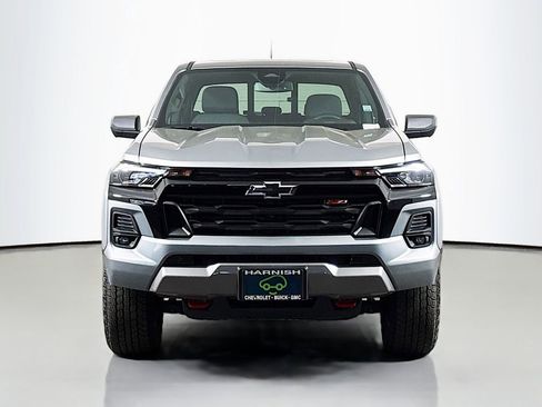 Certified 2025 Chevrolet Colorado Z71 w/ Technology Package AWD/4WD image 2