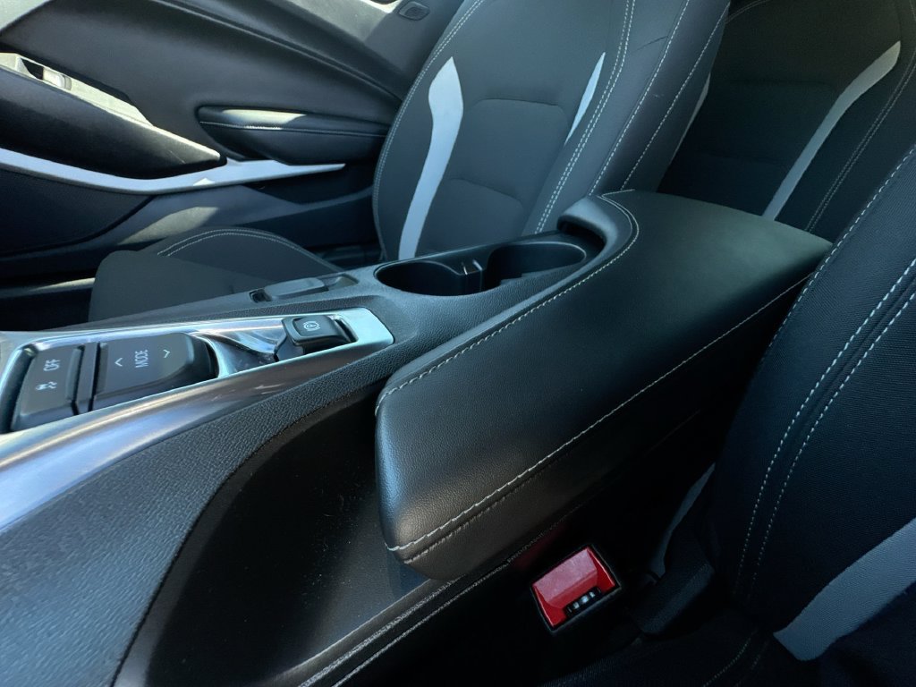 Used 2024 Chevrolet Camaro LT w/ Technology Package RWD image 24