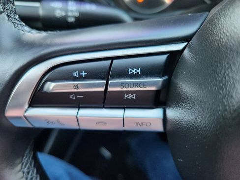 Used 2022 MAZDA MAZDA3 s FWD image 21