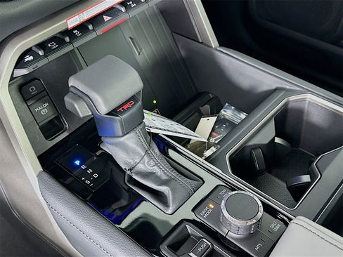 New 2026 Toyota Tundra Limited image 17