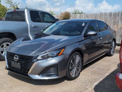 Certified 2024 Nissan Altima 2.5 SL