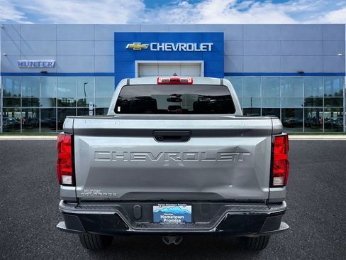 Used 2023 Chevrolet Colorado W/T RWD image 5