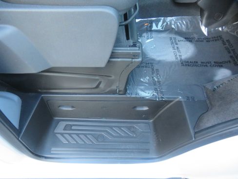 Used 2018 Ford Transit 150 XLT image 36