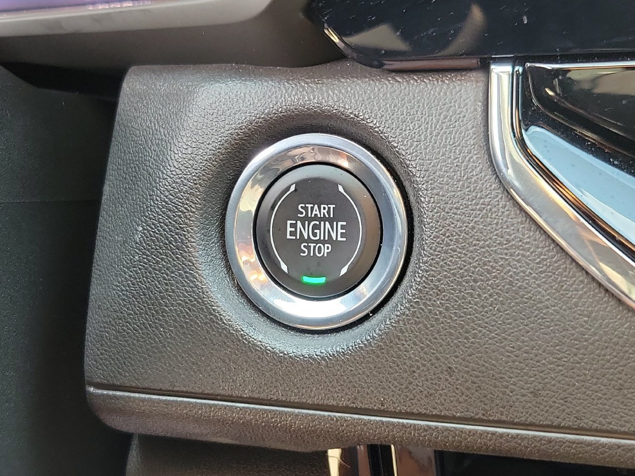 Used 2023 Chevrolet Colorado W/T w/ Safety Package RWD image 28
