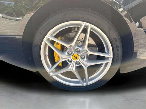 Used 2016 Ferrari California T RWD image 54