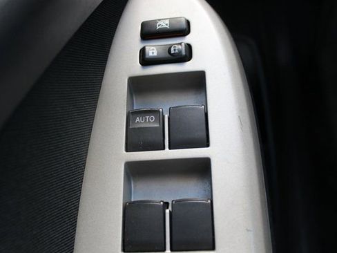 Used 2011 Toyota Corolla S image 15