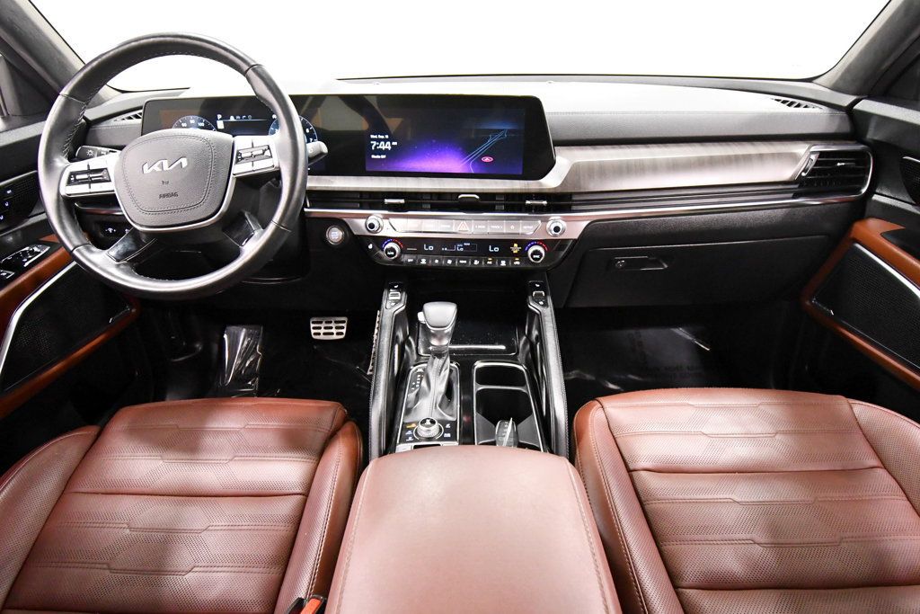Certified 2024 Kia Telluride SX Prestige AWD/4WD image 3